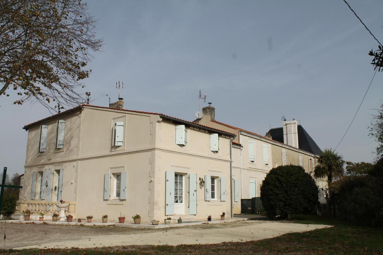 Gîte du Château Allas-Bocage Extérieur photo